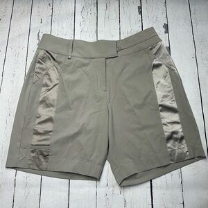 Tail taupep/gray green Satin-Trim Bermuda Shorts size 8 Pickleball tennis